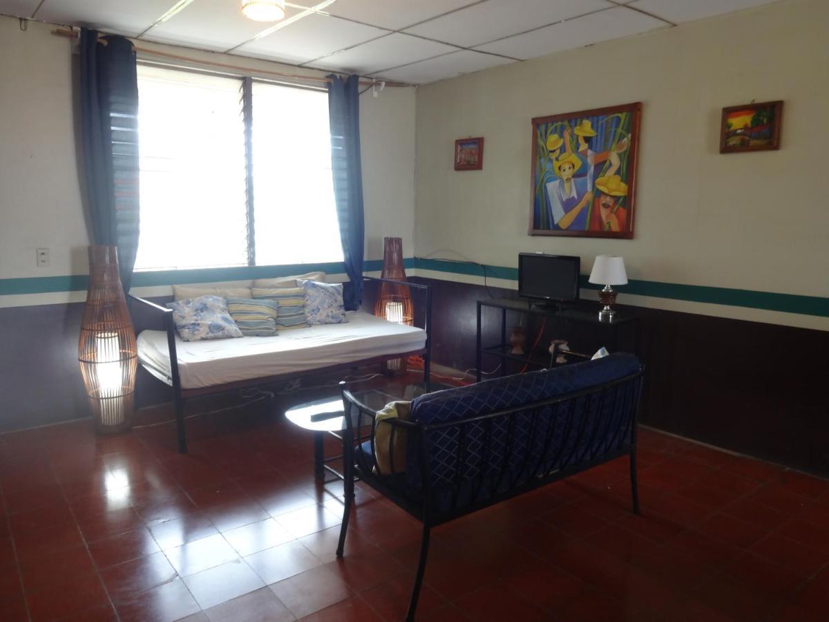 Hôtel Harvest House Nicaragua à León Extérieur photo